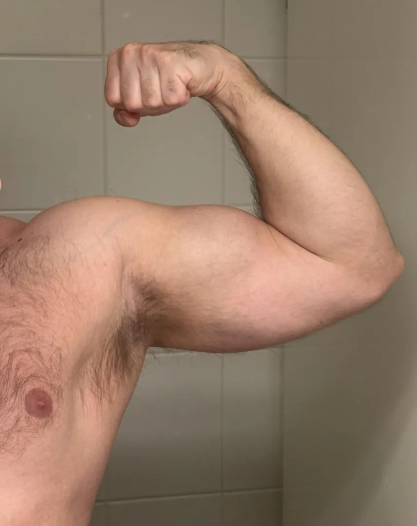Natural masculine bicep check