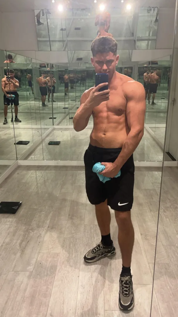 Ready to goon to these biceps?