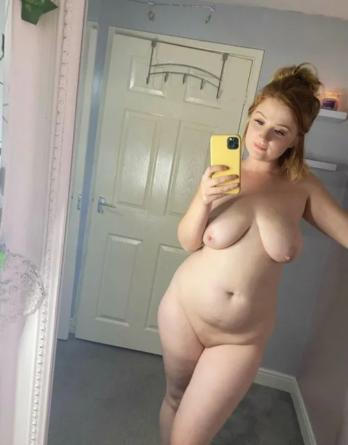 Sendin my nudies to every guy that upvts just say yes