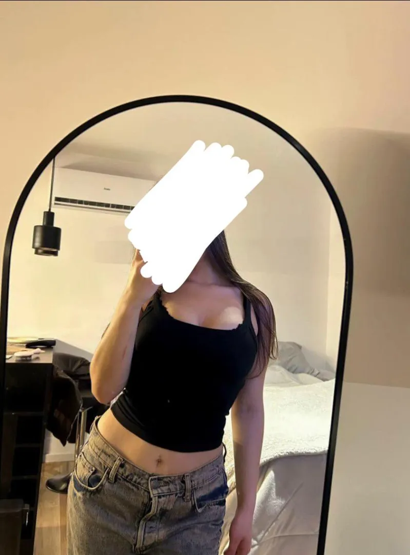 22/23 FM4M hi guys based in Bankstown looking for a guy blowjob only