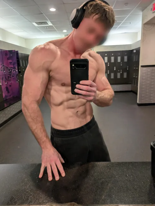 35M4F visiting in Tyler Tx