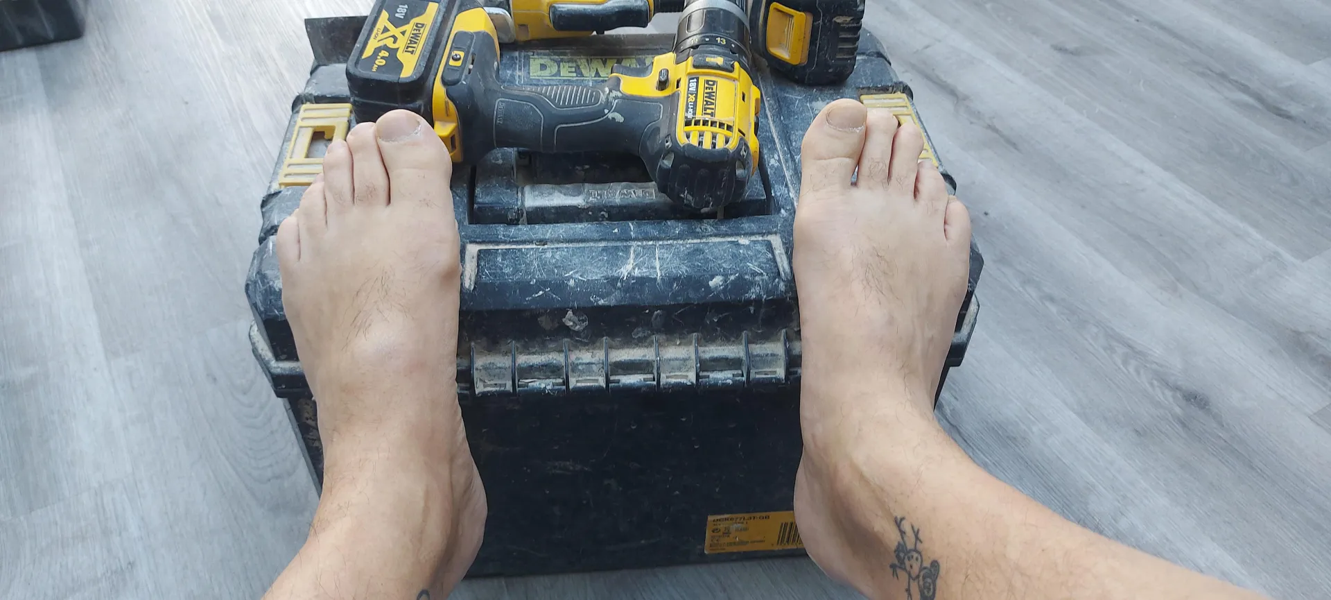 51 y/o tradesmans feet for you