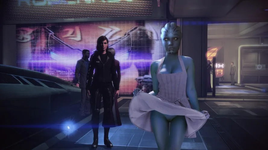 Asari - Surly Commander Shepard saw my gesture. I think she is going to follow me. (Rastifan)