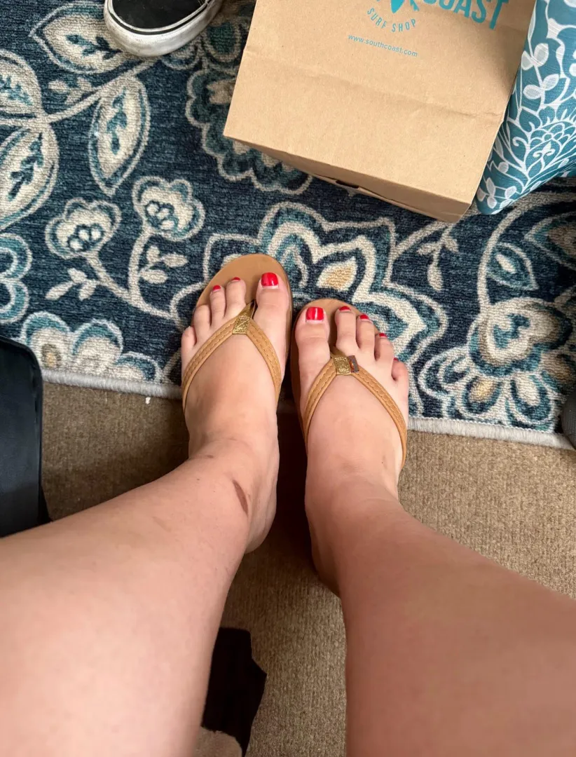 Be a good pay pig like DJ and buy my feet content. Bonus points if you buy my wishlist like him