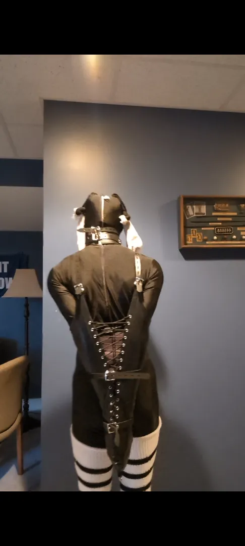 Can you please tighten this for me