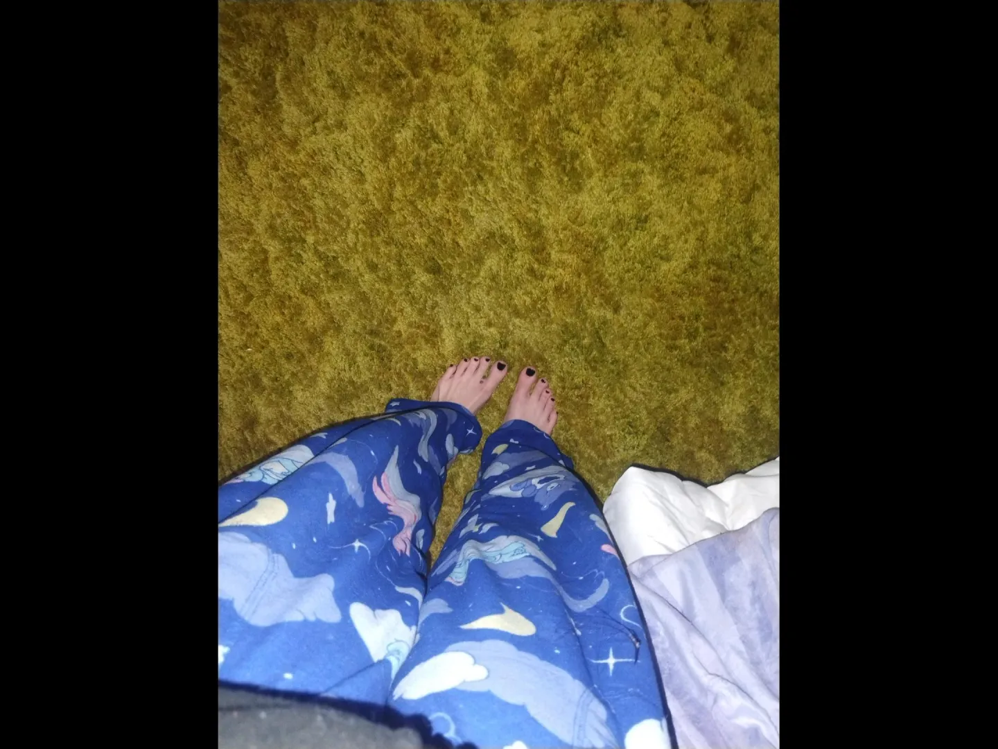 Come get kinky with my sexy feet