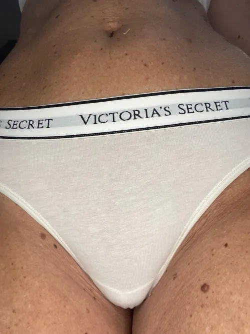 Did you notice the freckles ?