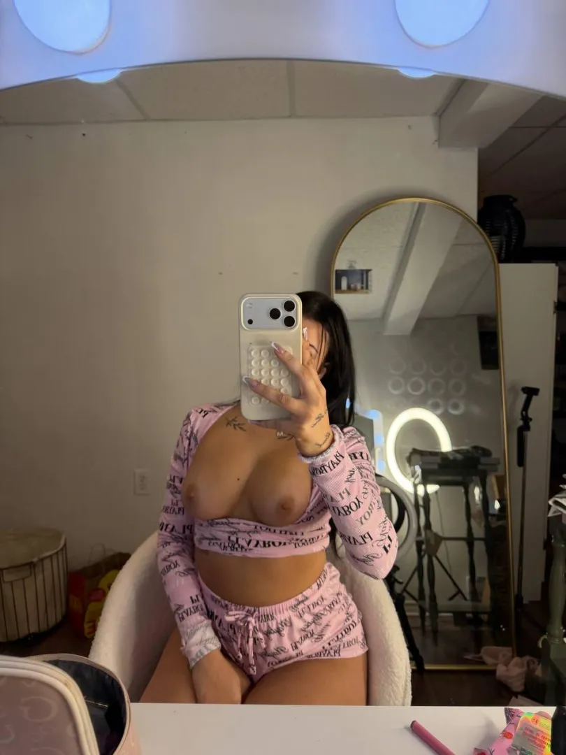 [F] Big chest heaving, paint my tits after you wreck my pussy