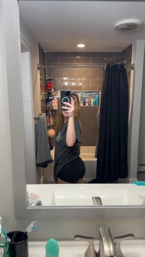 here’s your christmas present… where’s mine?