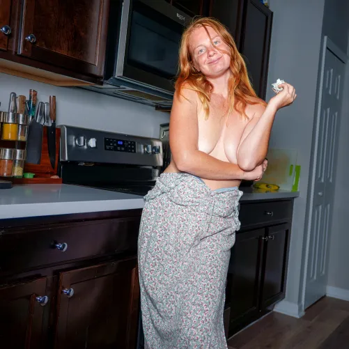 i clean up nice... but i mess up even better. which version do u wanna meet?