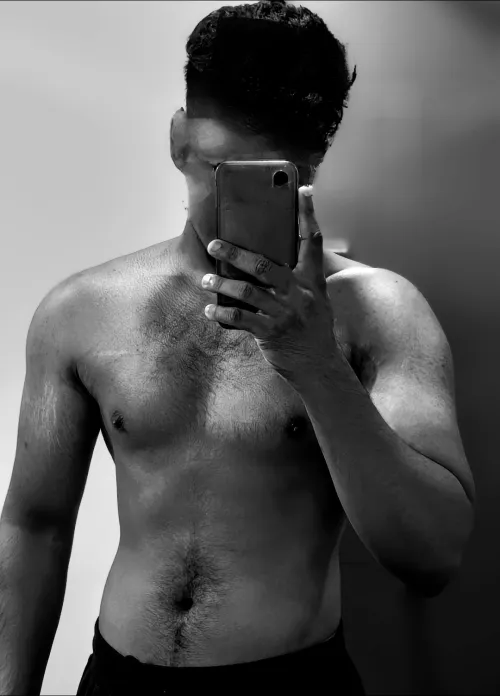 [M] Looking for some good connections..