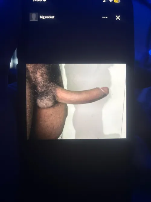 M4M 20 Toronto I’m done with grindr I’m looking for thick bubble butt bottoms hmu with age and ass pics let’s be dl homies I’m chill love to smoke weed I got a 10inch bbc I don’t host or travel