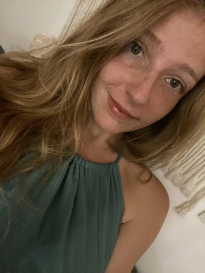 nothing wrong with a good girl w a naughty side...