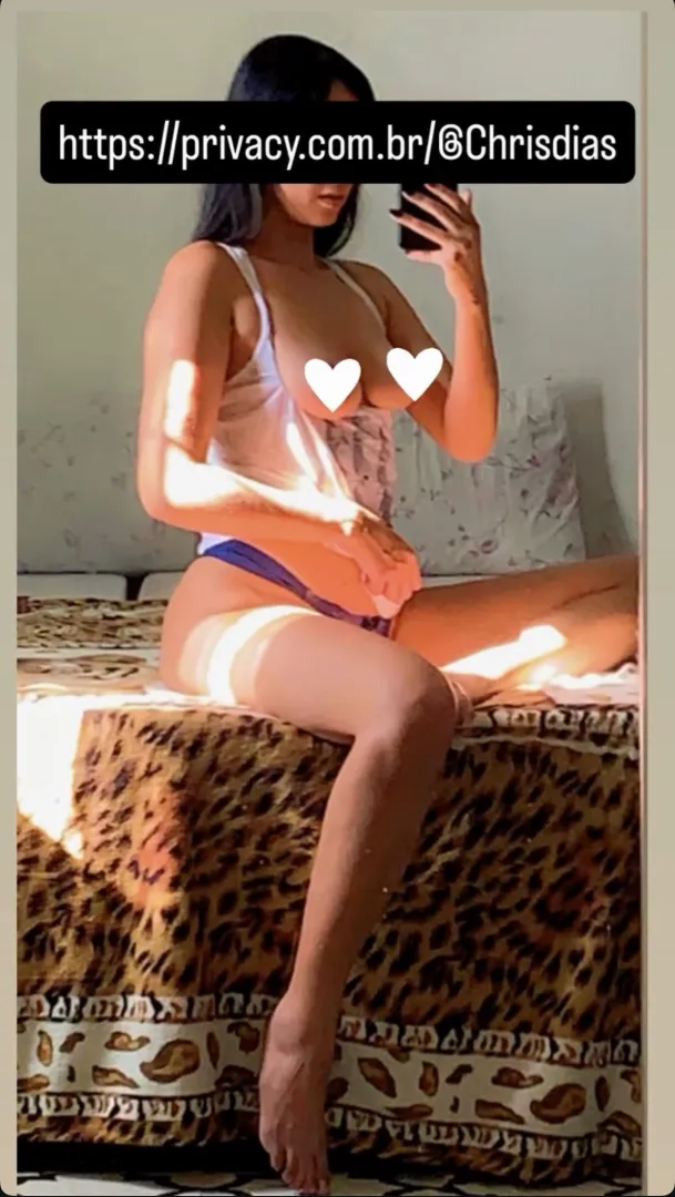 Será que sou bonita o suficiente pra assinarem ?