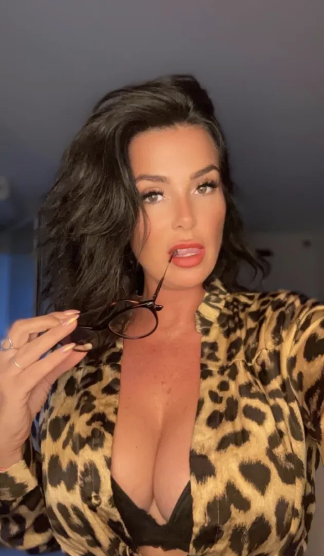 Tu aimes mon haut léopard ?