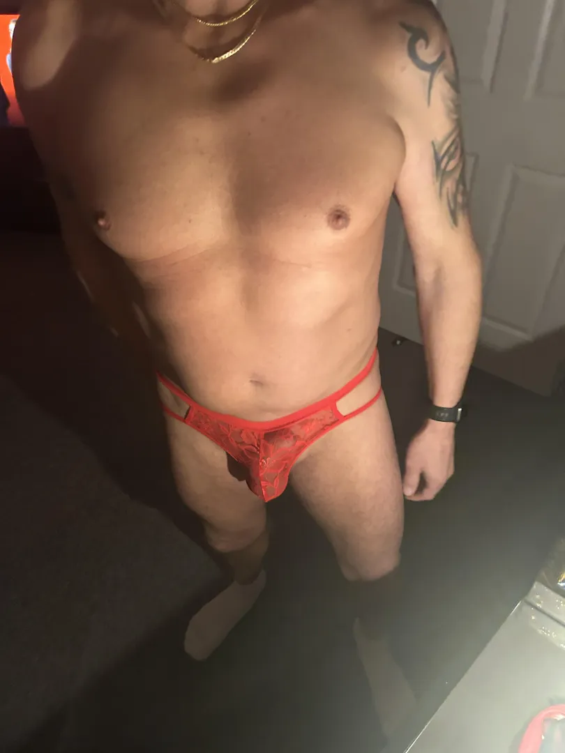 Who’s into daddy’s like this?