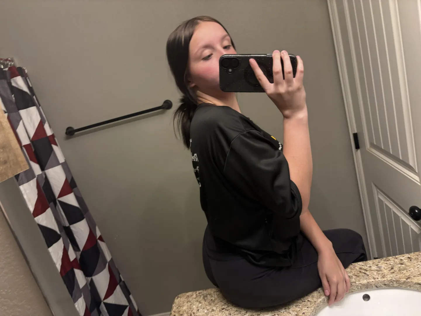 1 up=5 nudes (yes I send instantly try me)