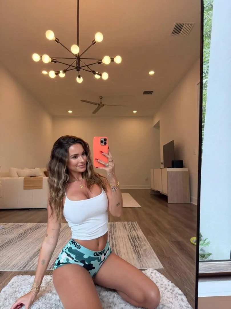 24f tired of chats that go nowhere ;)