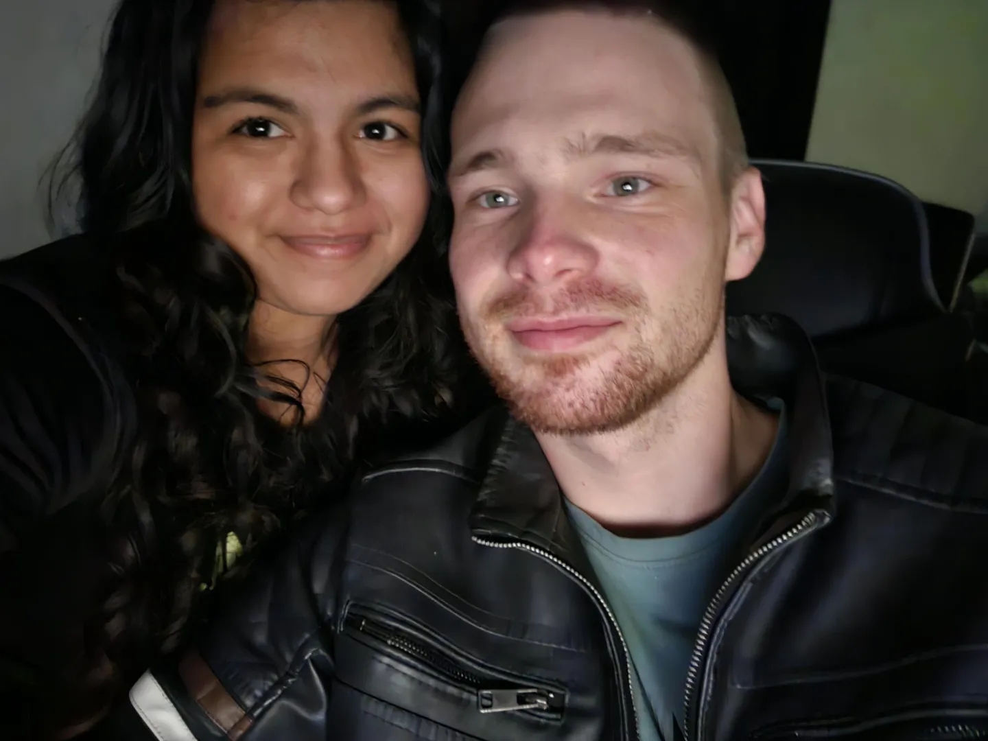 26M 27F MF4MF - Corona - newbie couple looking for other couples