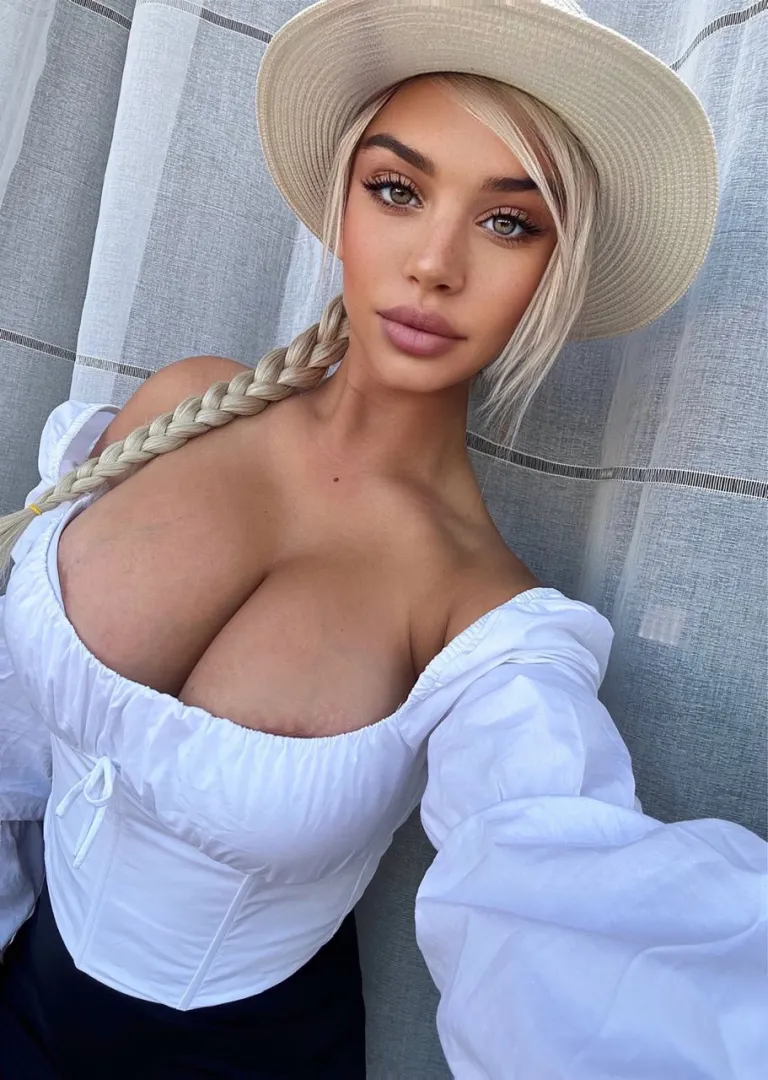 Are you addicted to my elegance? 