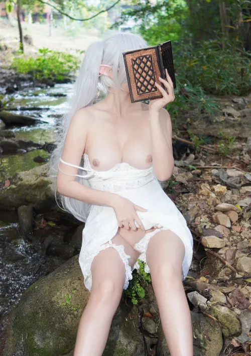 Frieren (mooncos)[Sousou no Frieren]