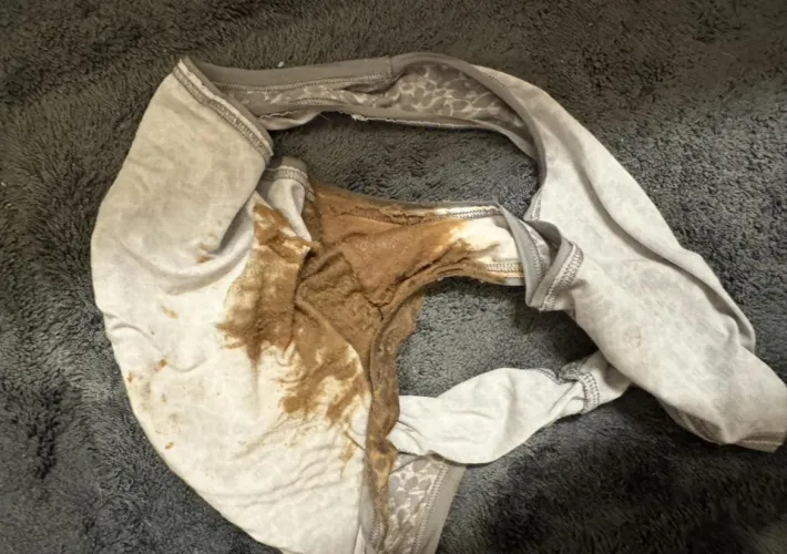 Fuck so much shit came out and it smelled so bad