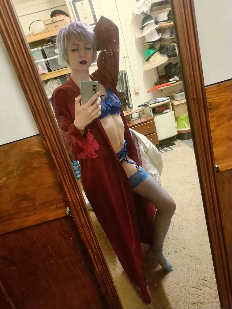 Hiya I'm Lily Black from London and I love being banged in stockings