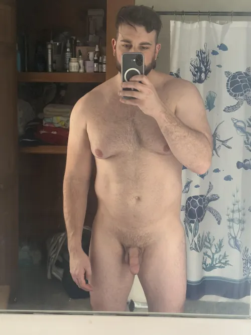 In Louisville 2/2-2/4. Would like to meet a fun couple! Staying downtown!!