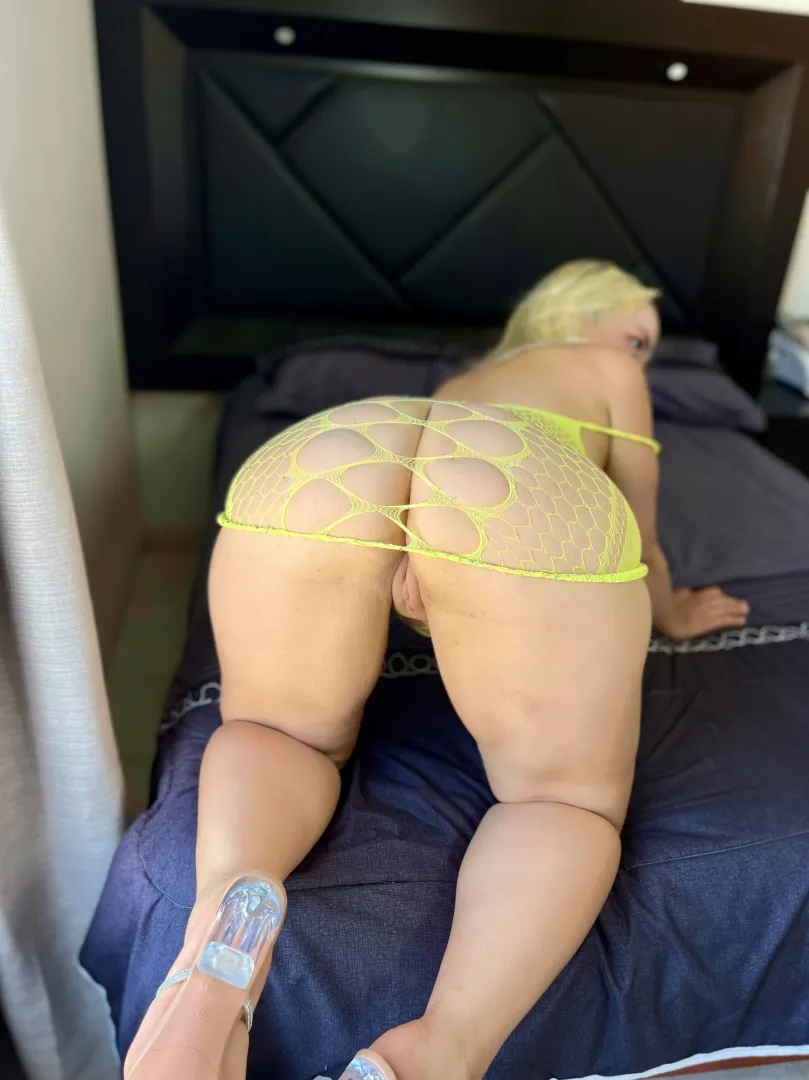 My rear pussy would only look better with your cock