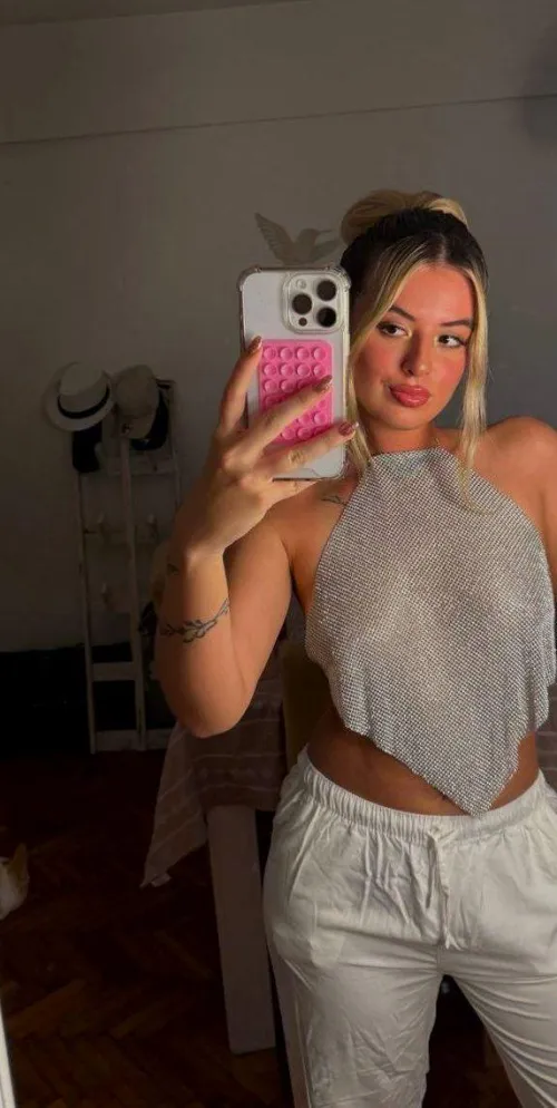 not loud confidence just the kind that lingers quietly