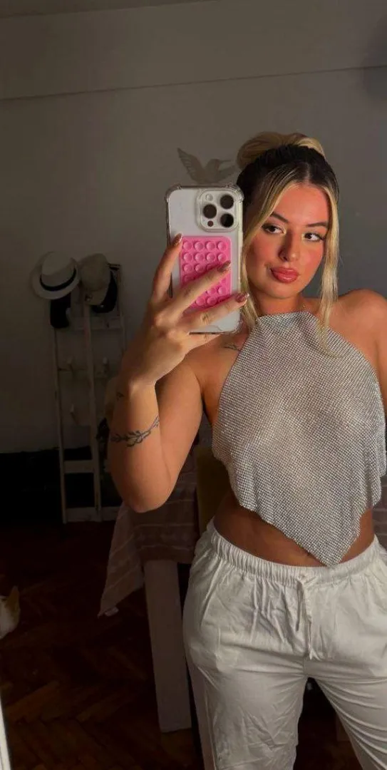 not loud confidence just the kind that lingers quietly