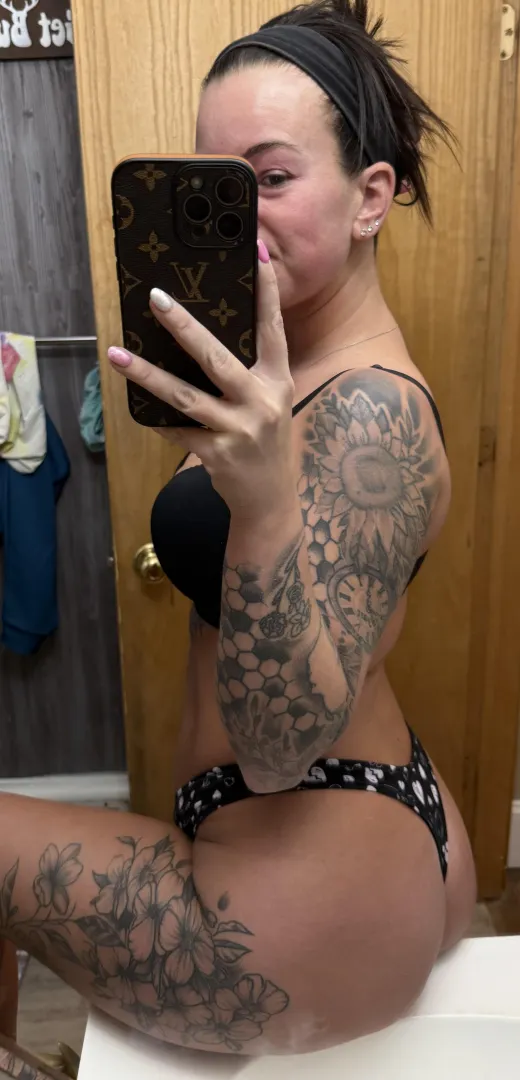 [Selling][us] I have what you have been craving let me fill your fantasy and be your queen new inventory