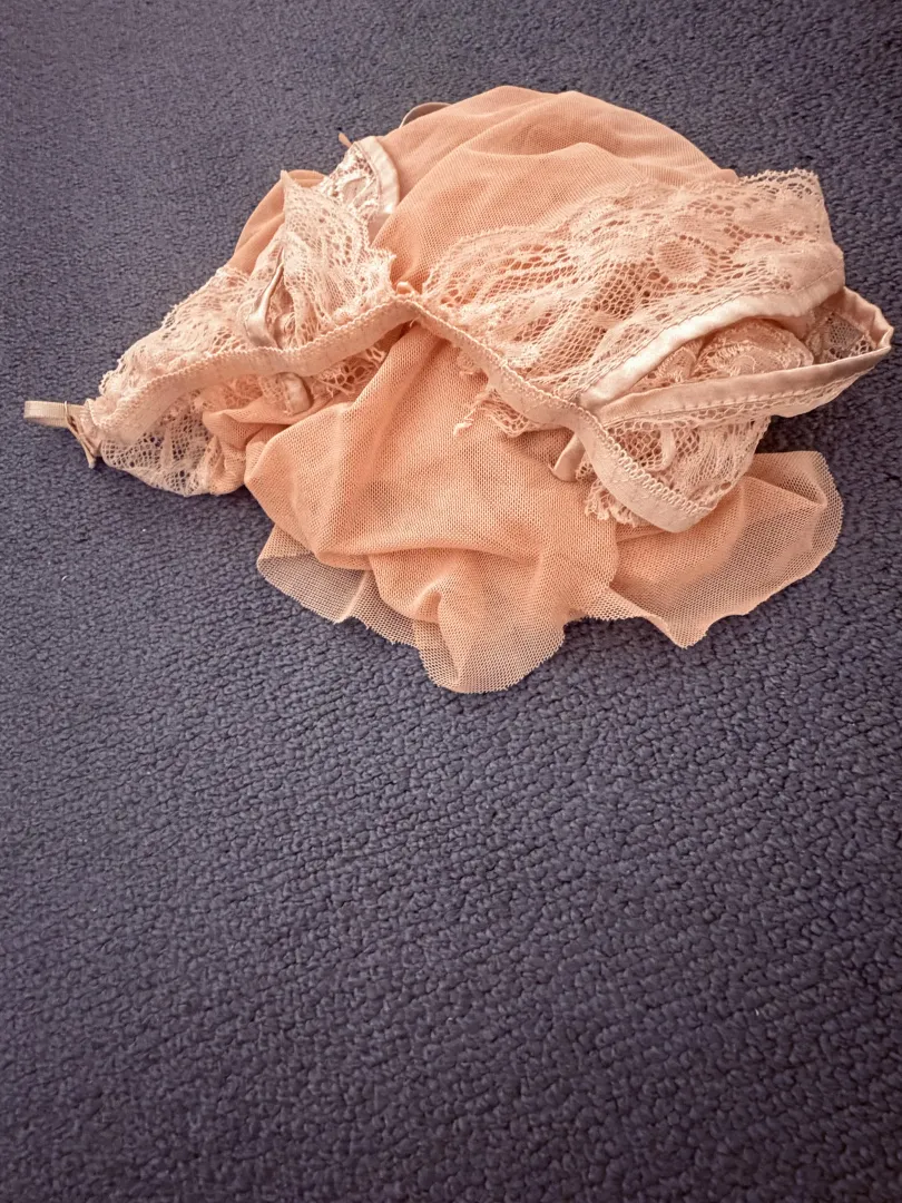 Taking my first cock as a sissy - [47M/35M] [Sissy] [Crossdressing] [Anal]