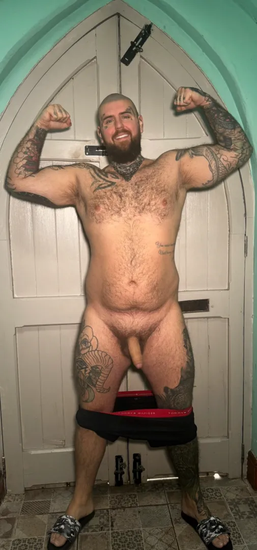 this daddy bear is aching for some good fuck