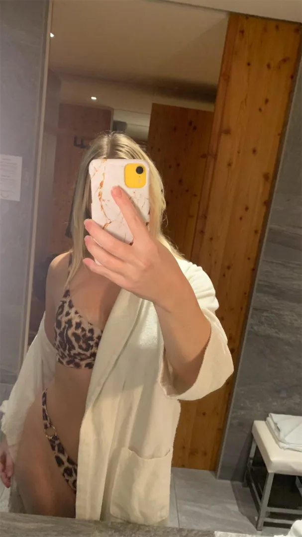 Wanna join me for some wellness?️