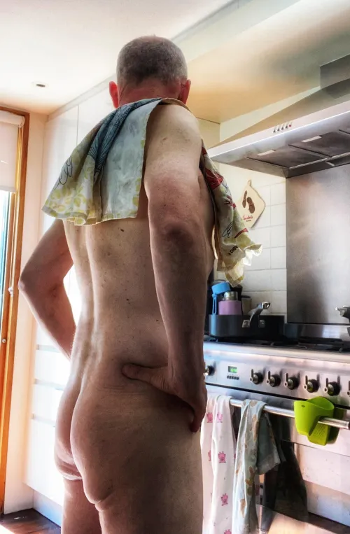 Wow, I’m famished. Let’s eat before round 3