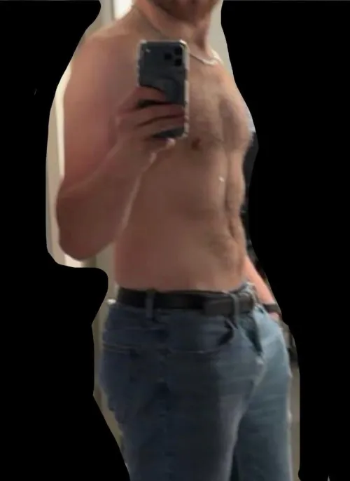 23M4F/MF 6’5” and hung, central IL or Chicago area. PM if interested