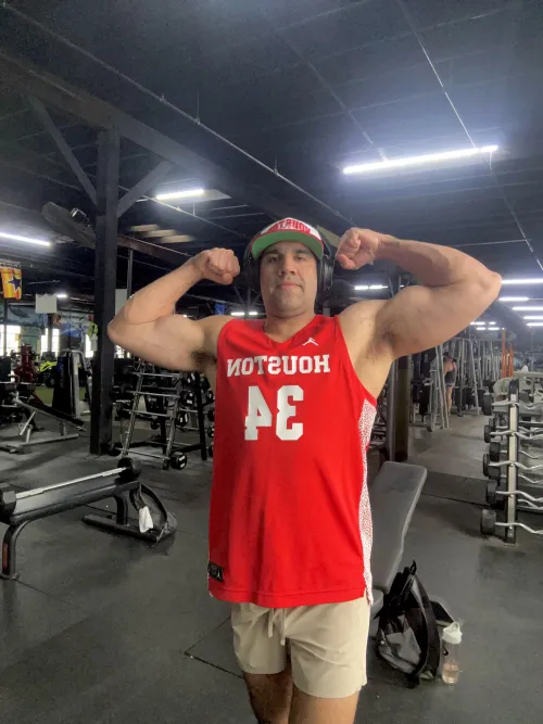 Bull in training (35) [m4mf] m4m