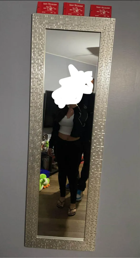 Hey mf couple 25 Latino seeking single f to play with Naperville are