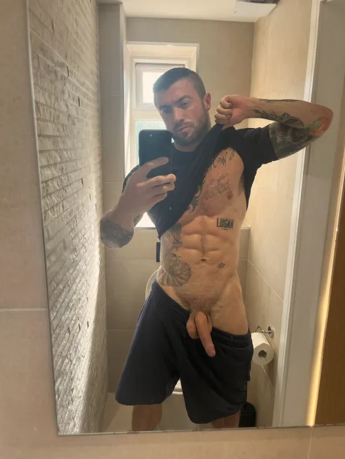 i love showing off to my bros