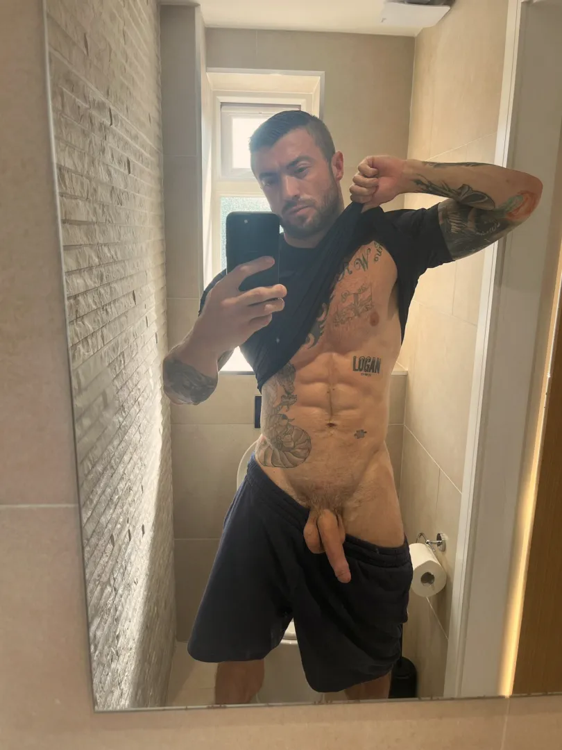 i love showing off to my bros