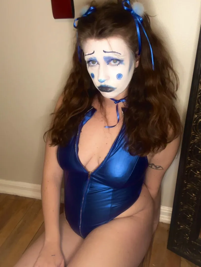 I’m a tragic clown… tragically irresistible.