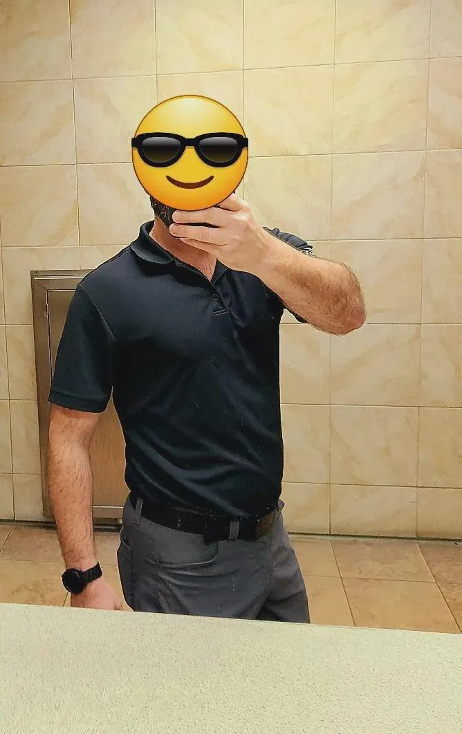 [M4F] No plans todav? Me either. Let's stay in and make it worth it. (Couples welcome too) 