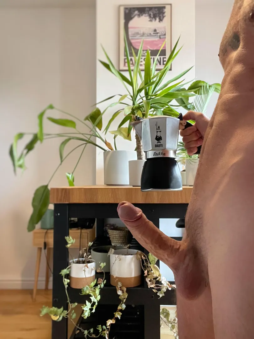 No Clothes, No Plan, Just Coffee. Anyone?