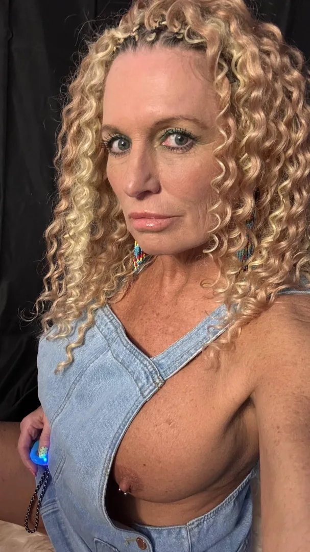 One night stand or wife me...f60