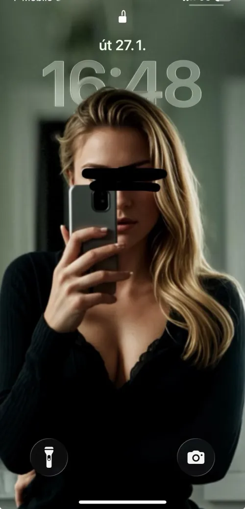 Using your wives/gfs as my phone background