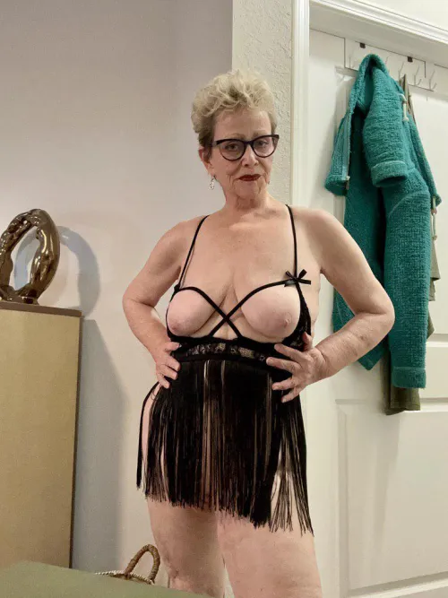 Would you fuck me without hesitation? Just say YES or NO.