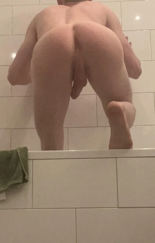 18 whiteboy needs a bbc daddy with huge bbc