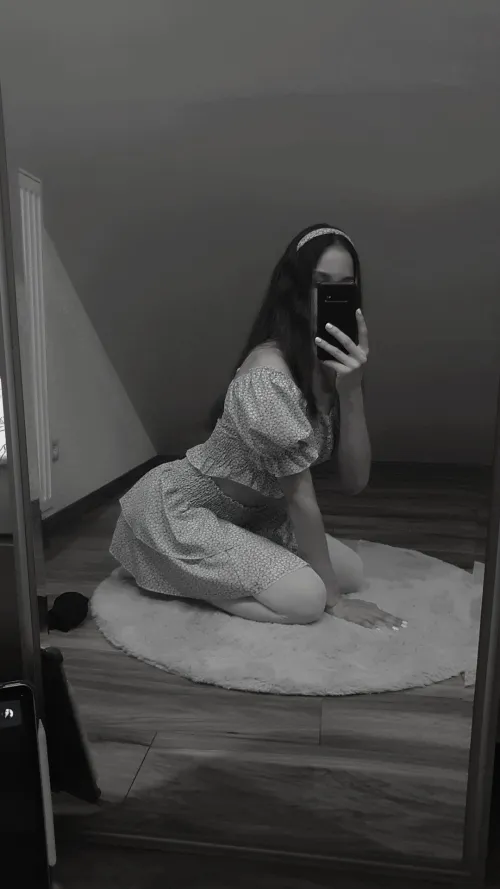 [20] Herrin sucht Sklaven.