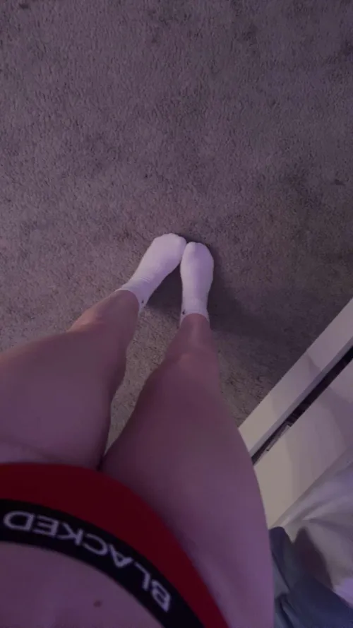 [20F/21M] [Raleigh, NC] Looking for our first cuckold experience (BBC ONLY) (19-23yr)